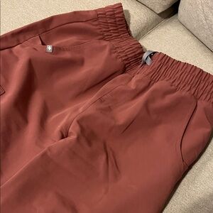 Figs Women's Track Pants in Mauve